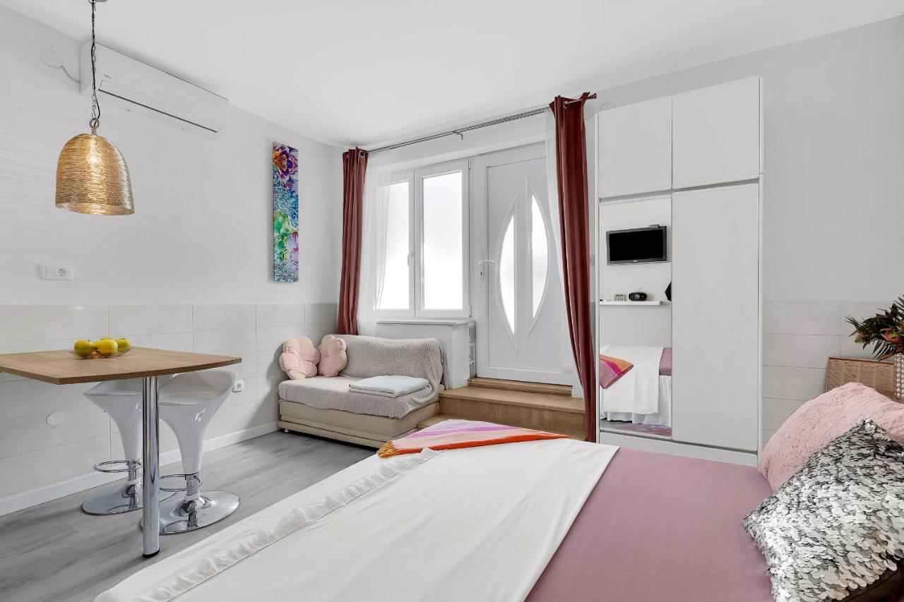 מאקרסקה Apartments Barbara מראה חיצוני תמונה