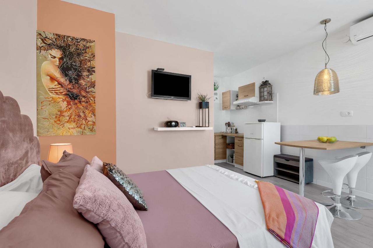 מאקרסקה Apartments Barbara מראה חיצוני תמונה