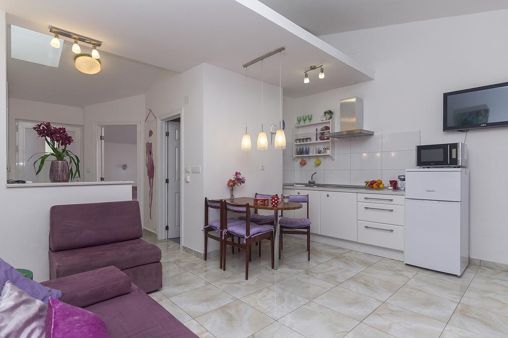 מאקרסקה Apartments Barbara מראה חיצוני תמונה